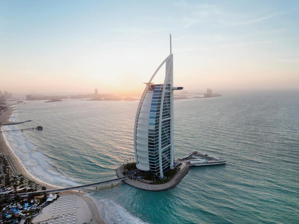 تور دبی هتل  Jumeirah Burj Al Arab Dubai